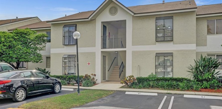 Condo à Pompano Beach, Floride, 2 chambres № 2253031