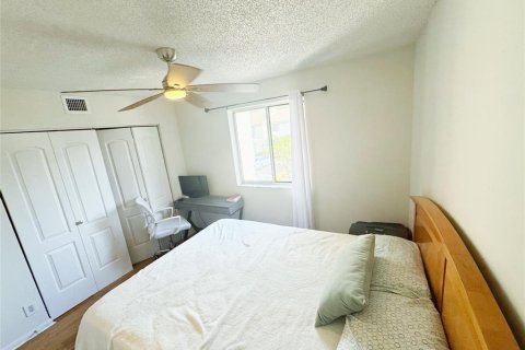 Copropriété à vendre à Pompano Beach, Floride: 2 chambres, 86.4 m2 № 2253031 - photo 15