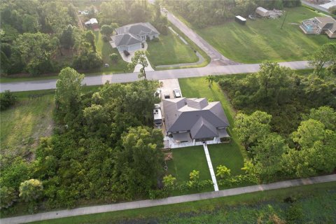 Casa en venta en Port Charlotte, Florida, 3 dormitorios, 168.99 m2 № 2387563 - foto 2