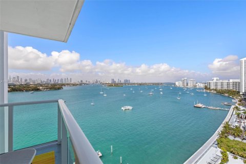Appartement à louer à Miami Beach, Floride: 1 chambre, 89.37 m2 № 1806498 - photo 1