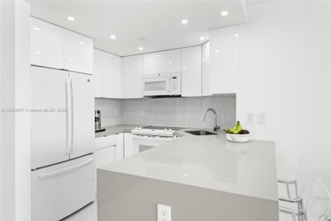 Appartement à louer à Miami Beach, Floride: 1 chambre, 89.37 m2 № 1806498 - photo 11
