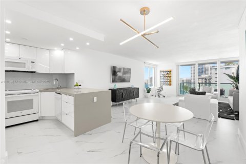 Appartement à louer à Miami Beach, Floride: 1 chambre, 89.37 m2 № 1806498 - photo 9