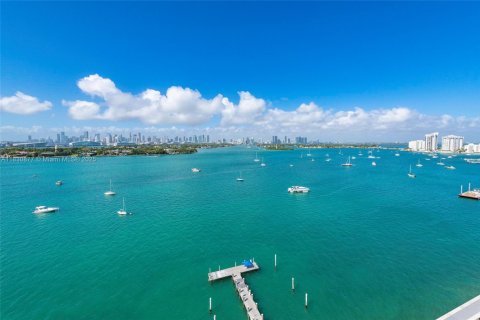 Appartement à louer à Miami Beach, Floride: 1 chambre, 89.37 m2 № 1806498 - photo 2
