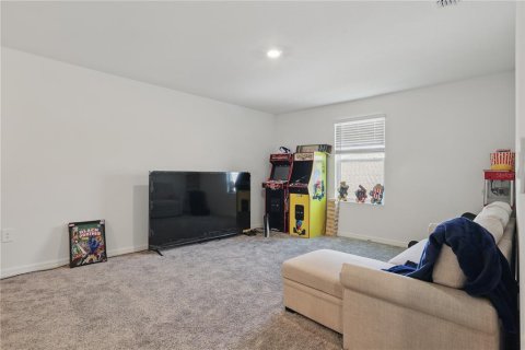 Casa en venta en Kissimmee, Florida, 5 dormitorios, 269.04 m2 № 2386571 - foto 12