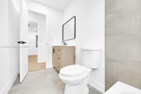 Casa en venta en Miami, Florida, 3 dormitorios, 107.3 m2 № 1887668 - foto 15