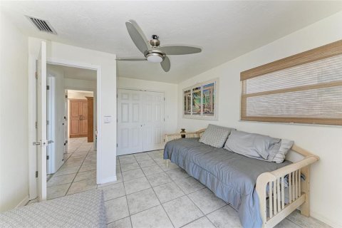 Casa en venta en Anna Maria, Florida, 4 dormitorios, 144.93 m2 № 2216628 - foto 29