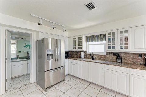 Casa en venta en Anna Maria, Florida, 4 dormitorios, 144.93 m2 № 2216628 - foto 15