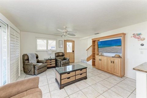Casa en venta en Anna Maria, Florida, 4 dormitorios, 144.93 m2 № 2216628 - foto 7