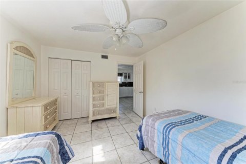 Casa en venta en Anna Maria, Florida, 4 dormitorios, 144.93 m2 № 2216628 - foto 18