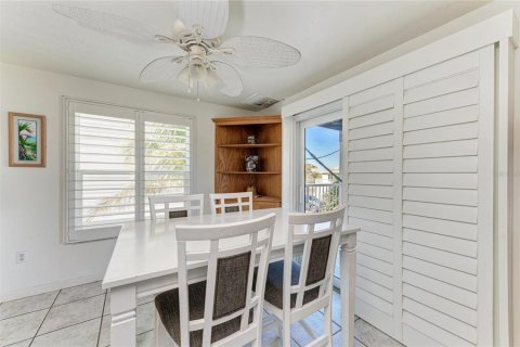 Casa en venta en Anna Maria, Florida, 4 dormitorios, 144.93 m2 № 2216628 - foto 8