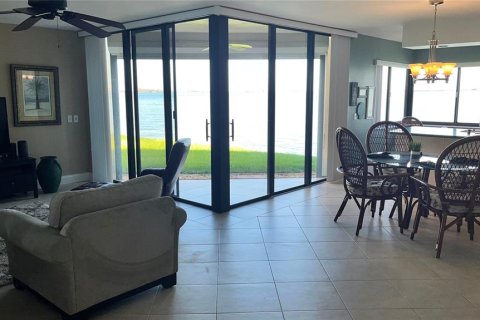 Copropriété à vendre à Saint Petersburg, Floride: 2 chambres, 122.17 m2 № 2339745 - photo 5