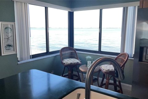 Copropriété à vendre à Saint Petersburg, Floride: 2 chambres, 122.17 m2 № 2339745 - photo 9