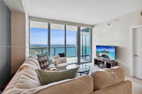 Copropriété à louer à Miami, Floride: 2 chambres, 107.58 m2 № 2393061 - photo 6