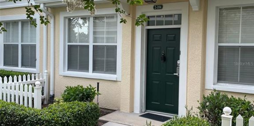 Adosado en Kissimmee, Florida 3 dormitorios, 120.4 m2 № 1803722