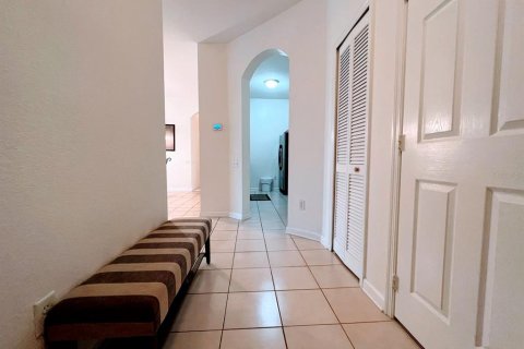 Copropriété à vendre à Kissimmee, Floride: 3 chambres, 130.25 m2 № 2324018 - photo 2