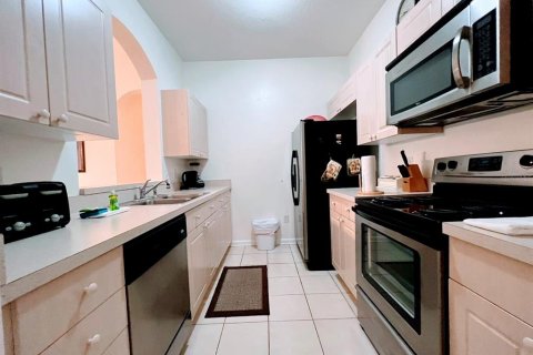 Copropriété à vendre à Kissimmee, Floride: 3 chambres, 130.25 m2 № 2324018 - photo 4