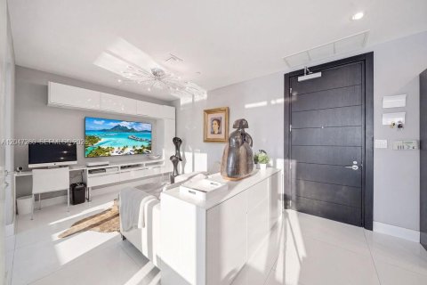 Купить кондоминиум в Майами, Флорида 2 спальни, 114.92м2, № 2247736 - фото 7