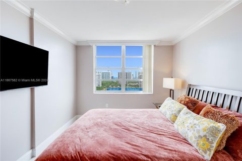 Copropriété à vendre à Aventura, Floride: 2 chambres, 99.68 m2 № 2037085 - photo 17