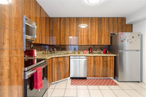 Copropriété à vendre à Aventura, Floride: 2 chambres, 99.68 m2 № 2037085 - photo 14