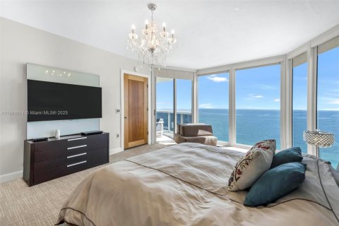 Condo in Sunny Isles Beach, Florida, 3 bedrooms  № 1931259 - photo 22