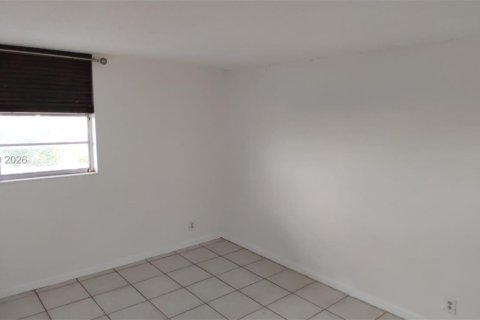 Apartment in Miami, Florida 1 bedroom, 55.56 sq.m. № 2065109 - photo 13
