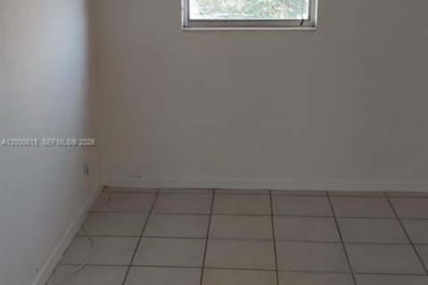 Apartment in Miami, Florida 1 bedroom, 55.56 sq.m. № 2065109 - photo 12