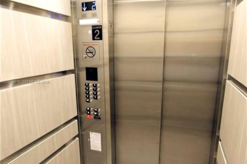 Apartment in Miami, Florida 1 bedroom, 55.56 sq.m. № 2065109 - photo 22