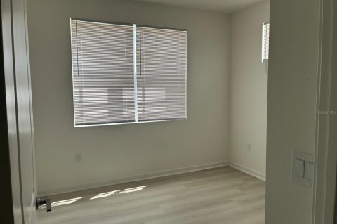 Condo in Orlando, Florida, 3 bedrooms  № 2213220 - photo 21