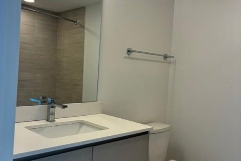 Condo in Orlando, Florida, 3 bedrooms  № 2213220 - photo 28