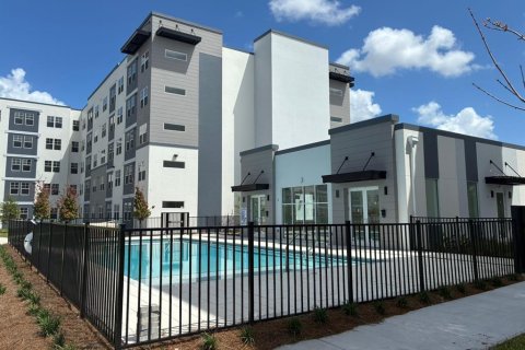 Condo in Orlando, Florida, 3 bedrooms  № 2213220 - photo 12