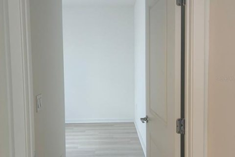 Condo in Orlando, Florida, 3 bedrooms  № 2213220 - photo 27