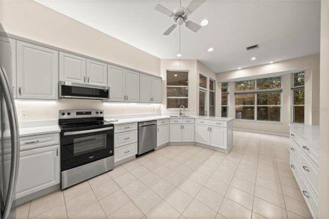 House in Dunnellon, Florida 3 bedrooms, 239.87 sq.m. № 2225269 - photo 13