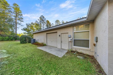 House in Dunnellon, Florida 3 bedrooms, 239.87 sq.m. № 2225269 - photo 30