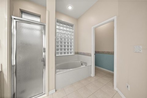 House in Dunnellon, Florida 3 bedrooms, 239.87 sq.m. № 2225269 - photo 21
