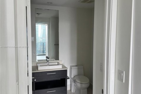 Condominio en venta en Miami, Florida, 1 dormitorio, 78.32 m2 № 1951136 - foto 11