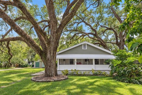 Villa ou maison à Tampa, Floride 3 chambres, 115.57 m2 № 2373847