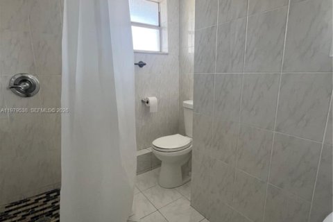 Купить кондоминиум в Майами, Флорида 2 спальни, 96.25м2, № 2090761 - фото 18