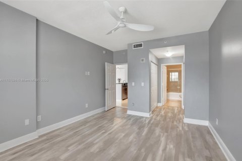 Condo in Boca Raton, Florida, 2 bedrooms  № 1860564 - photo 14