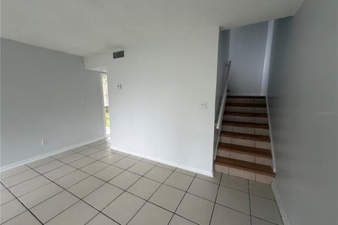 Immobilier commercial à vendre à Longwood, Floride: 4 chambres, 236.16 m2 № 2123768 - photo 6