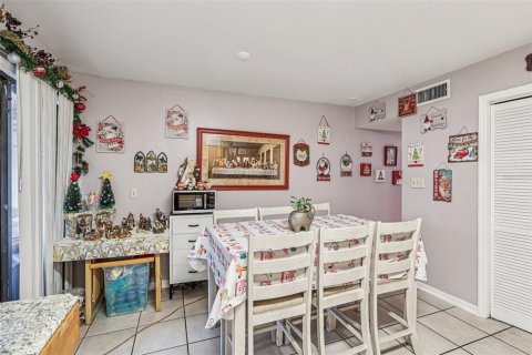 Immobilier commercial à vendre à Longwood, Floride: 4 chambres, 236.16 m2 № 2123768 - photo 16