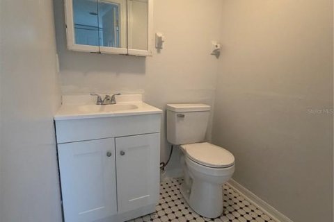 Immobilier commercial à vendre à Longwood, Floride: 4 chambres, 236.16 m2 № 2123768 - photo 10