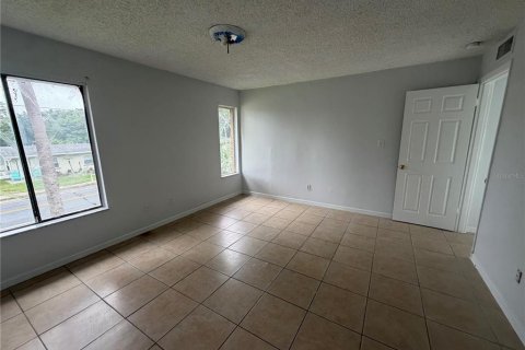 Immobilier commercial à vendre à Longwood, Floride: 4 chambres, 236.16 m2 № 2123768 - photo 11