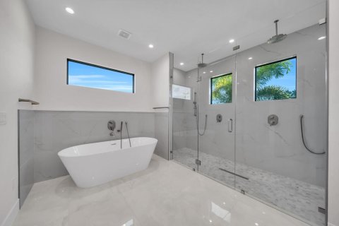 Villa ou maison à vendre à Cape Coral, Floride: 3 chambres, 228.45 m2 № 2249530 - photo 26
