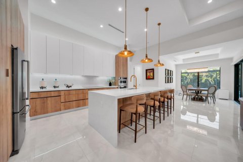 Villa ou maison à vendre à Cape Coral, Floride: 3 chambres, 228.45 m2 № 2249530 - photo 15