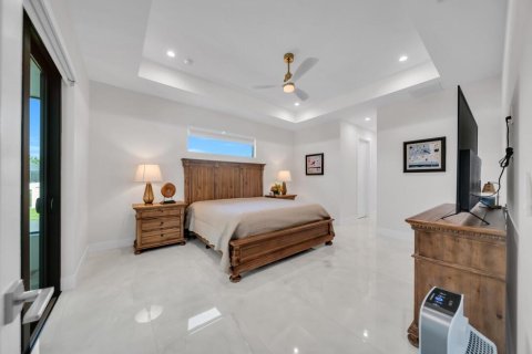 Villa ou maison à vendre à Cape Coral, Floride: 3 chambres, 228.45 m2 № 2249530 - photo 21
