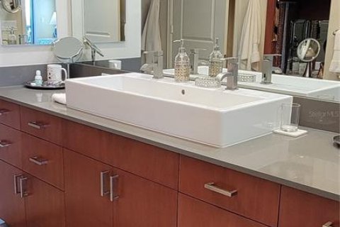 Copropriété à louer à Sarasota, Floride: 2 chambres, 148.18 m2 № 1122470 - photo 16