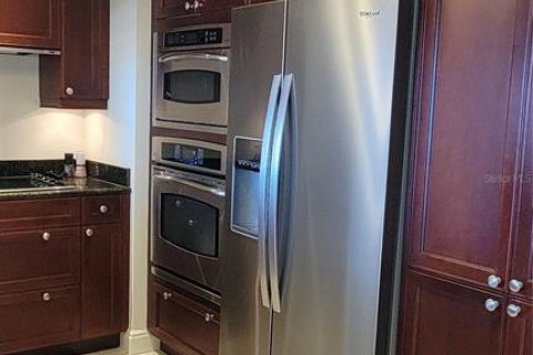 Copropriété à louer à Sarasota, Floride: 2 chambres, 148.18 m2 № 1122470 - photo 8