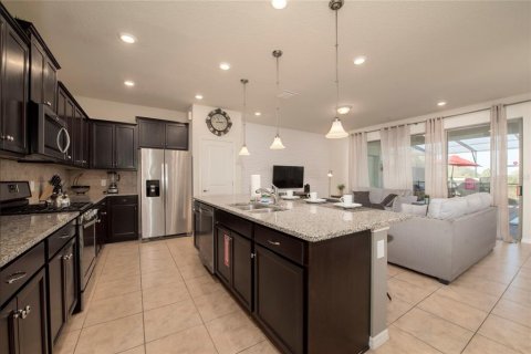 Adosado en venta en Davenport, Florida, 5 dormitorios, 192.87 m2 № 2239846 - foto 9