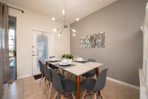 Adosado en venta en Davenport, Florida, 5 dormitorios, 192.87 m2 № 2239846 - foto 11