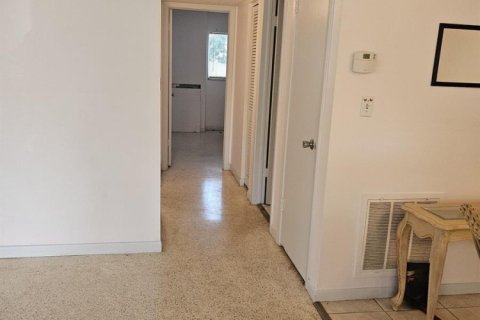 Купить кондоминиум в Клируотер, Флорида 4 комнаты, 84.82м2, № 2084095 - фото 6